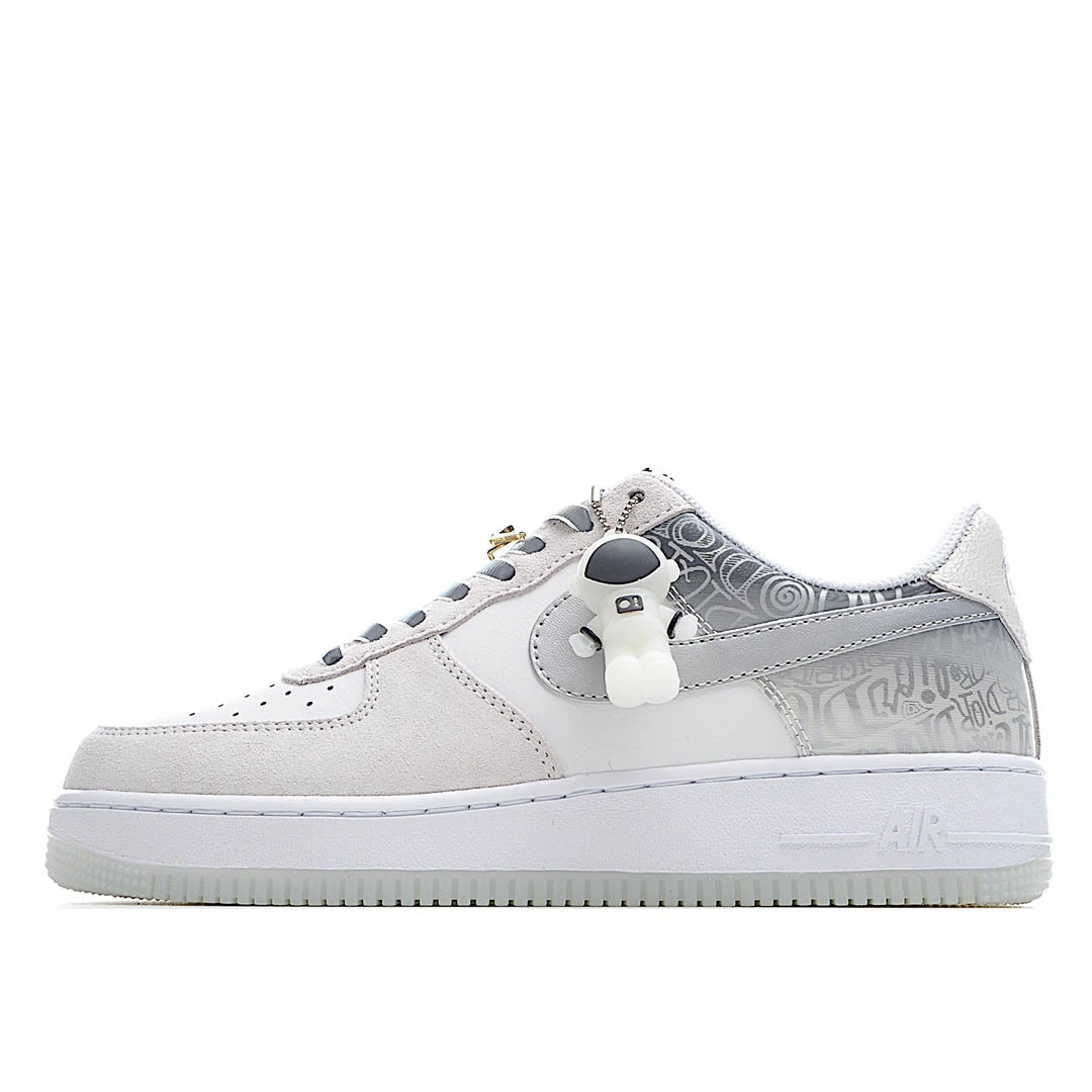 Nike Air Force 1 &ldquo;Space Silver&rdquo;