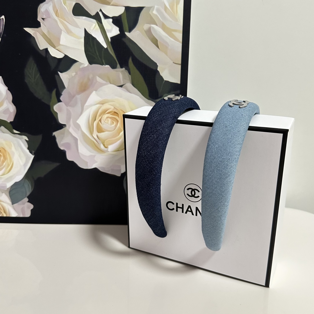 Chanel hair band