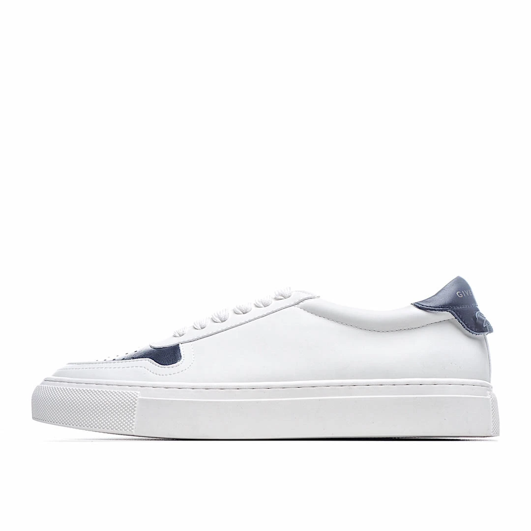 Givenchy Sneakers