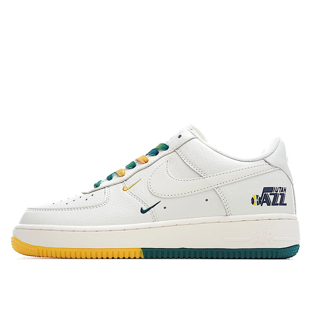 Nike Air Force 1 Low 07" Beige Green Low Sneakers