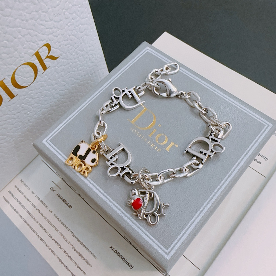 DIOR Bracelet 110