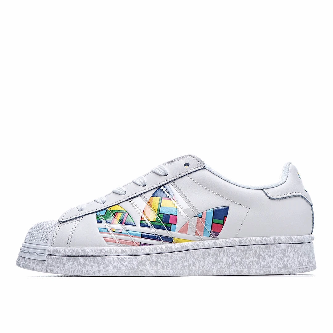 Adidas Superstar 'Pride'