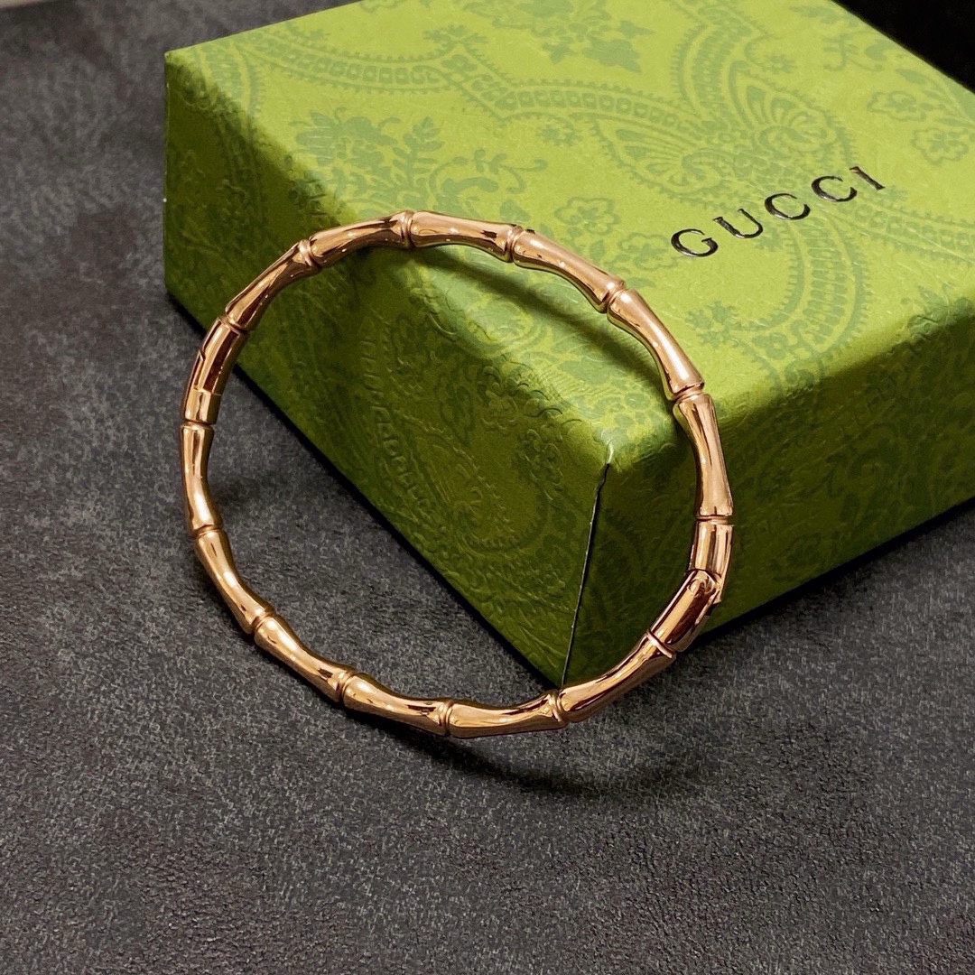 Gucci bracelet