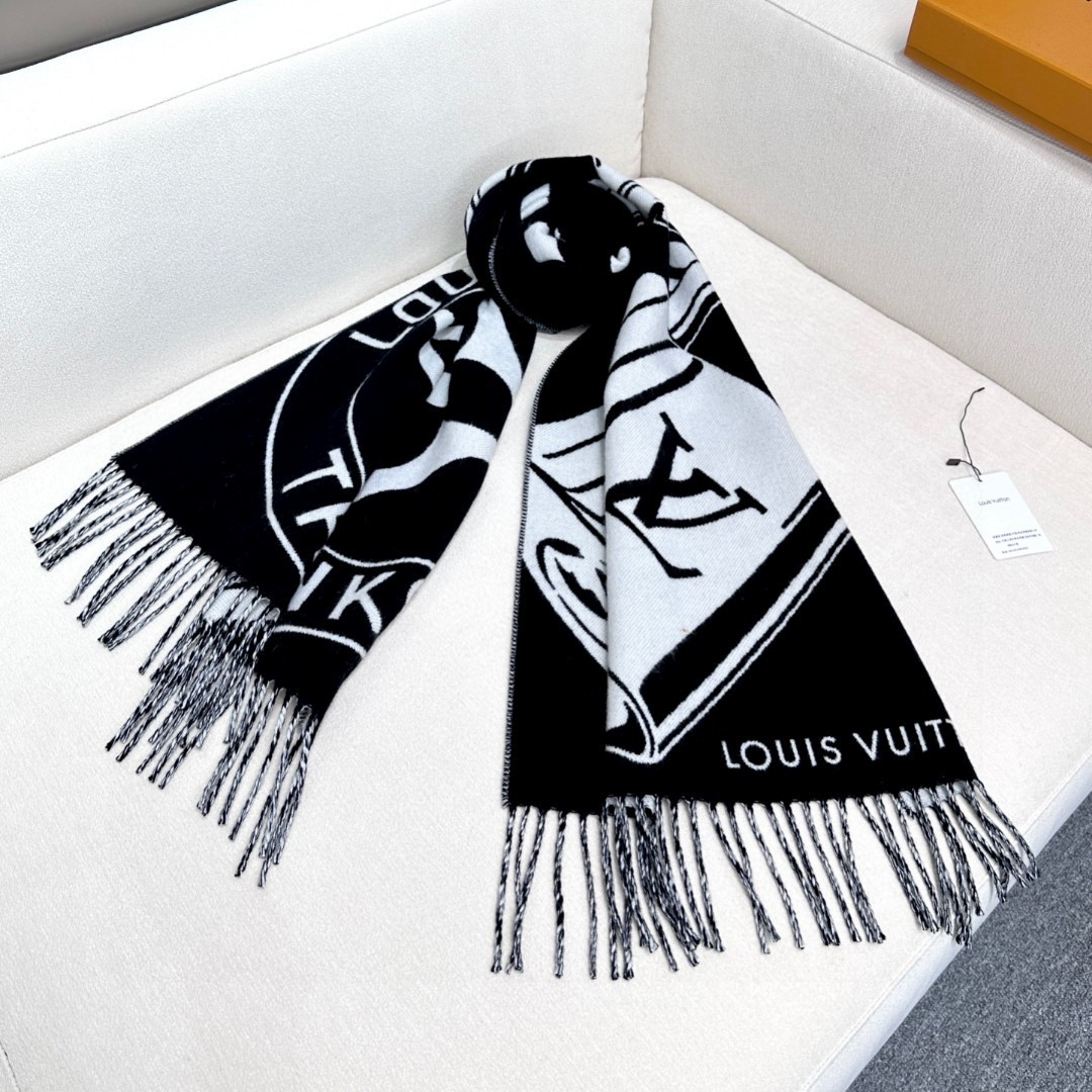 Louis Vuitton Cashmere Wool Scarf