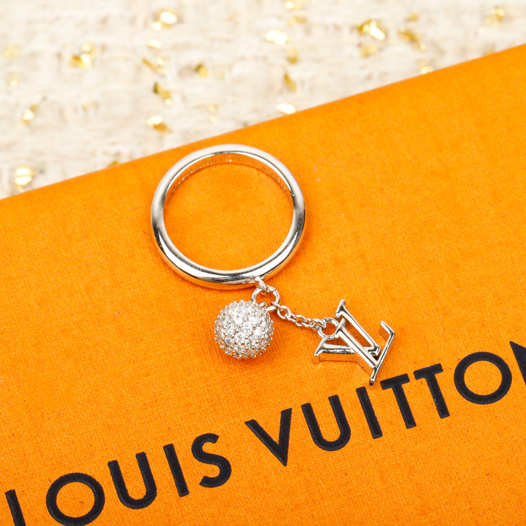 Louis Vuitton Ring